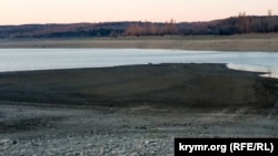 Водохранилище в Крыму, архивное фото