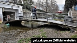 Подземный переход между улицами Московской и Киевской в Ялте